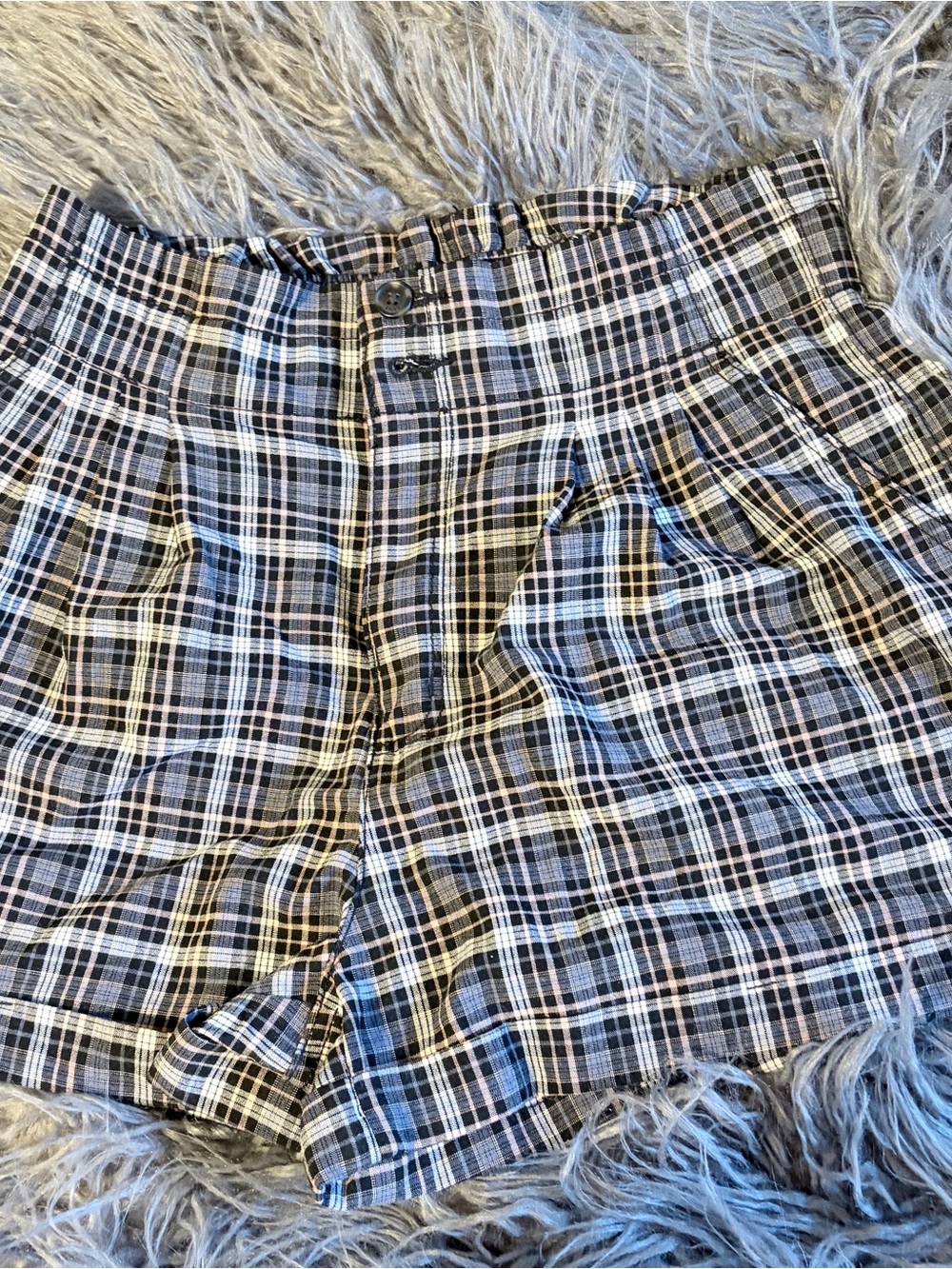 American Eagle Outfitters Plaid High-Waist Shorts - Black, White & Light Pink